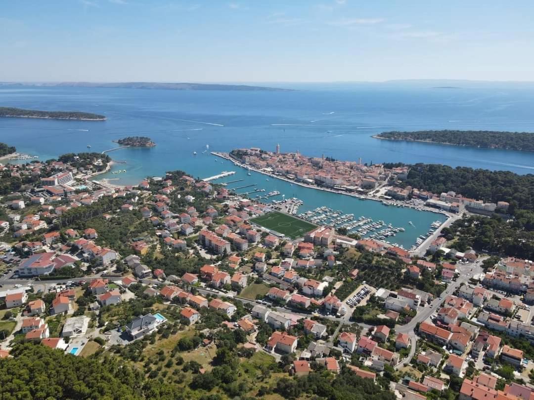 Apartman Belisima Deluxe Supetarska Draga Esterno foto
