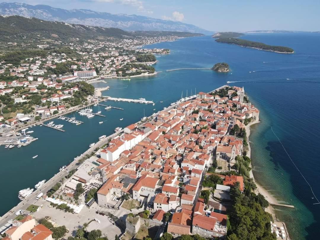 Apartman Belisima Deluxe Supetarska Draga Esterno foto