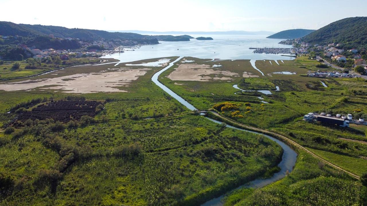 Apartman Belisima Deluxe Supetarska Draga Esterno foto