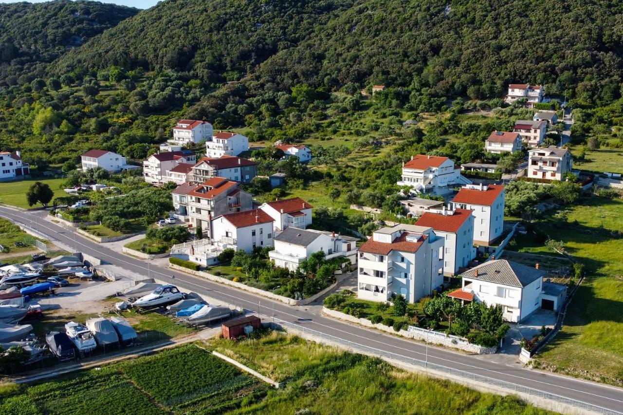 Apartman Belisima Deluxe Supetarska Draga Esterno foto