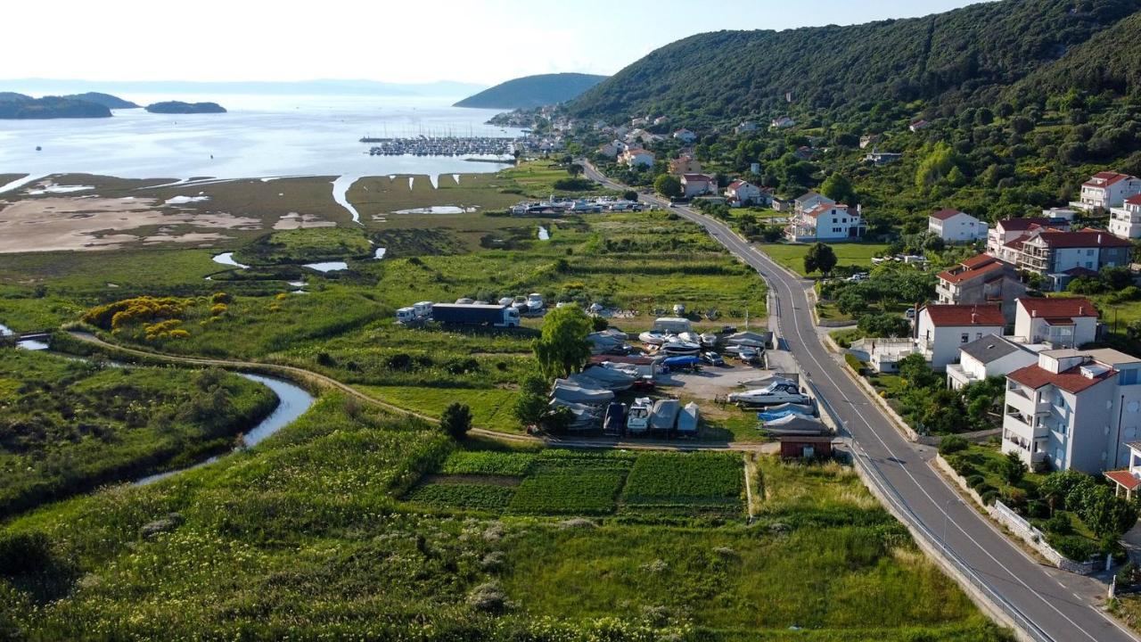Apartman Belisima Deluxe Supetarska Draga Esterno foto